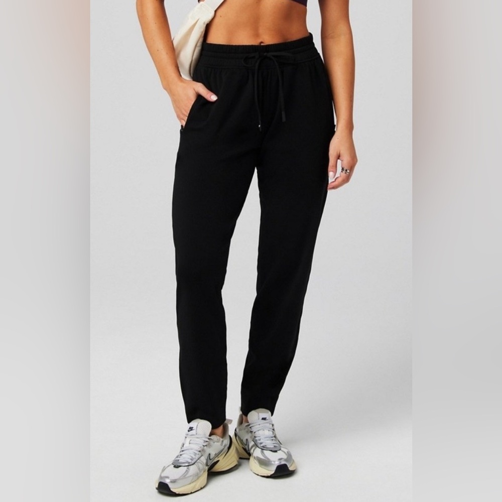 Fabletics Black Joggers (Size small, NWOT)